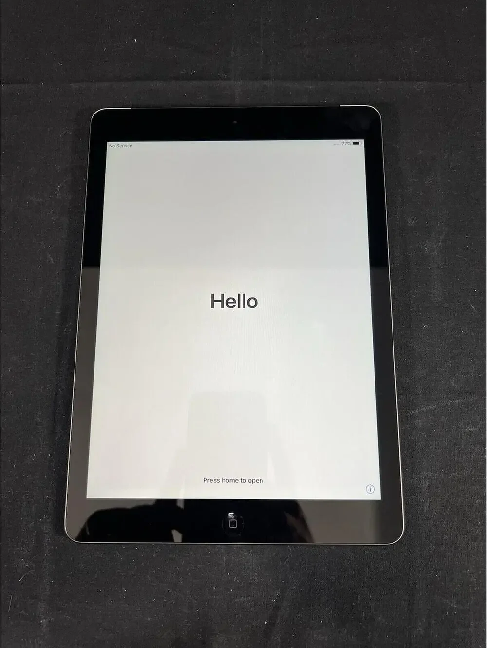 Apple iPad Air 1st Gen A1475 ME993LL/B 16GB Wi-Fi 9.7in - Gray